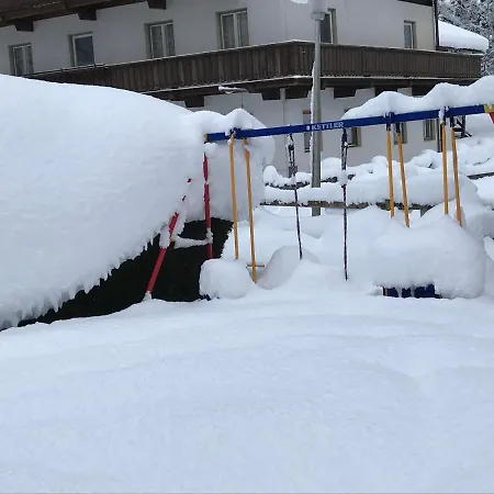 Bohrer 公寓 *